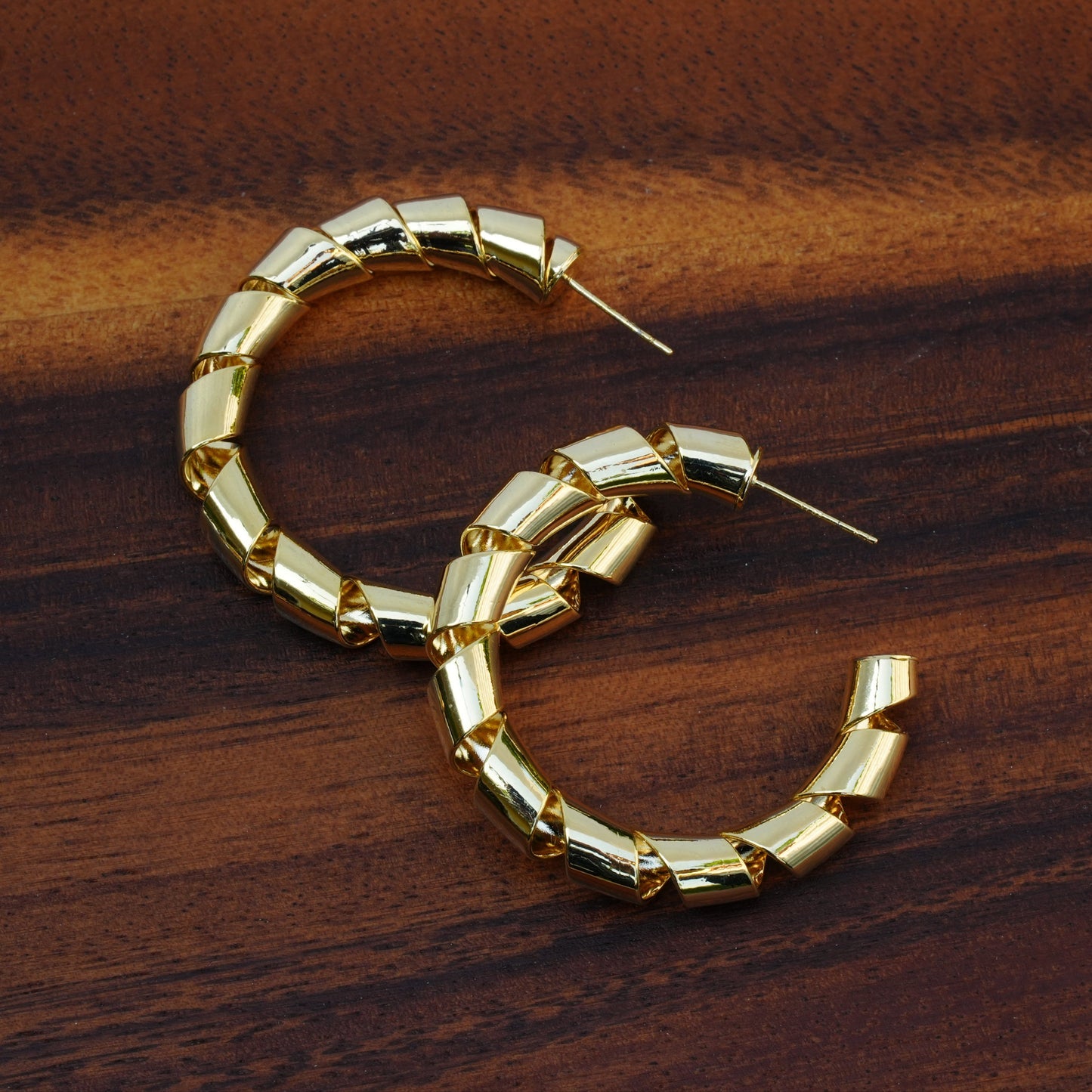 Elegant Twisted Gold Hoop Earrings