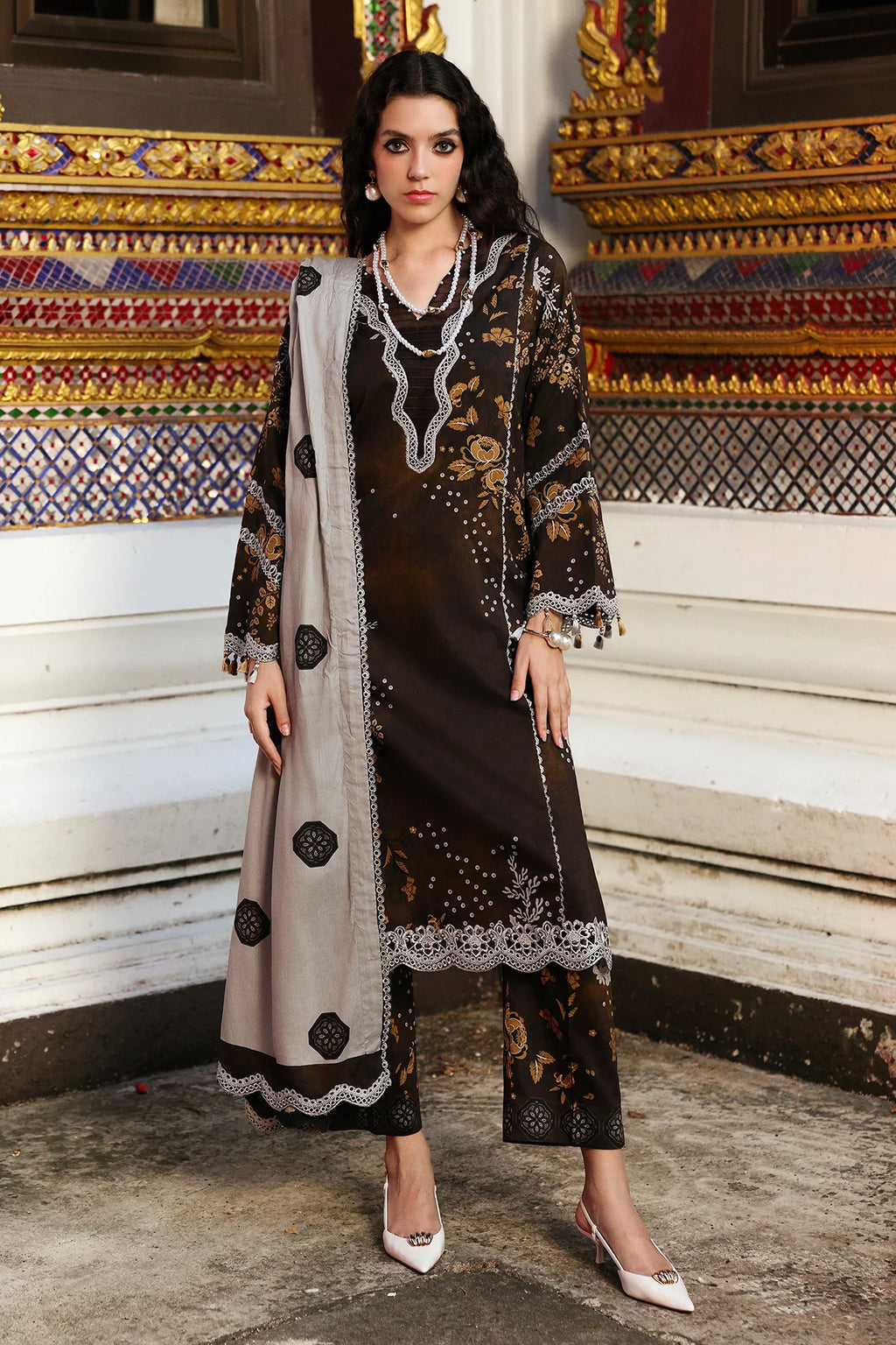 3-PC Unstitched Embroidered Linen Collection CCW6-09