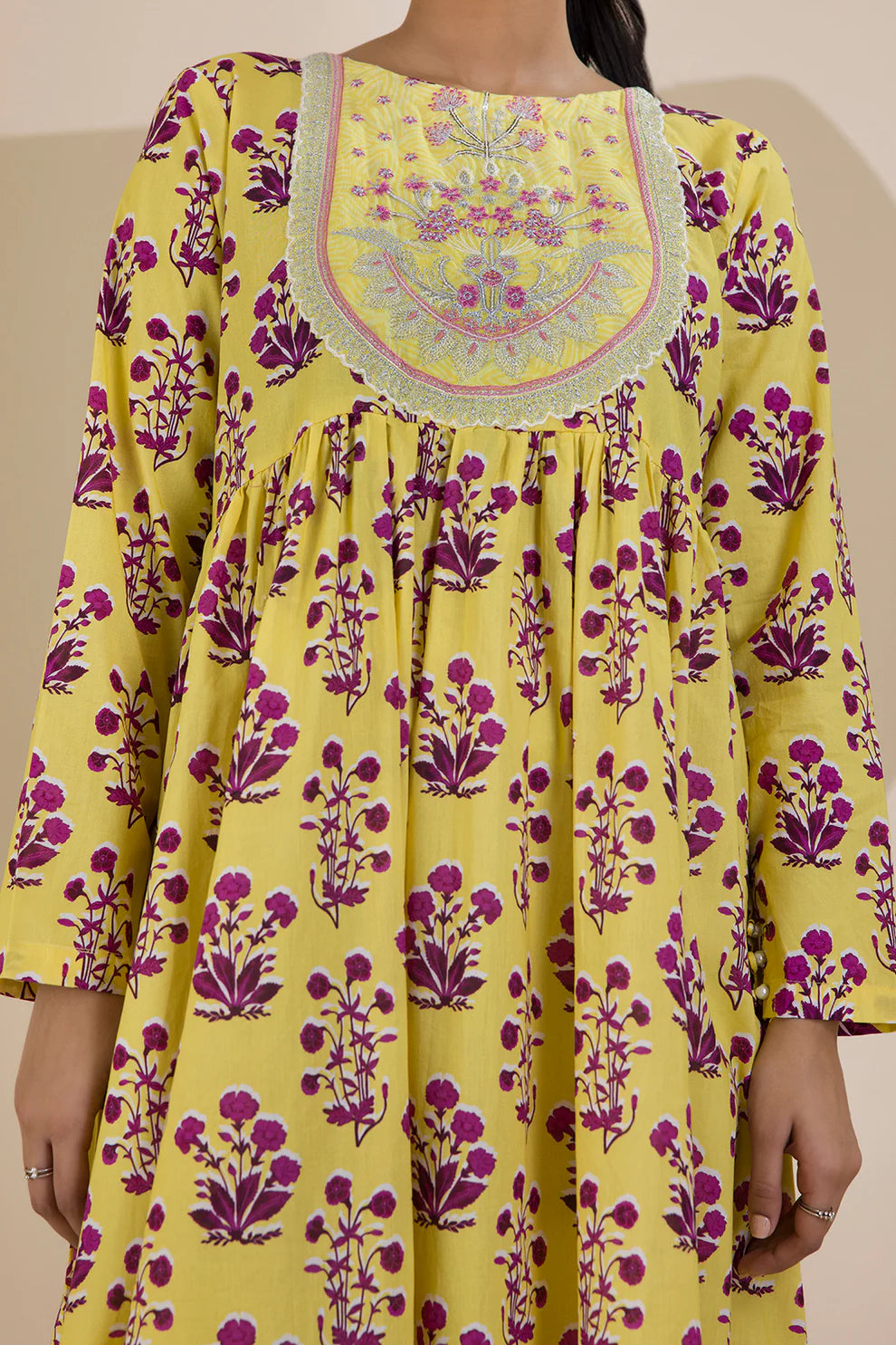 Tunics - 1651 - ZELLBURY