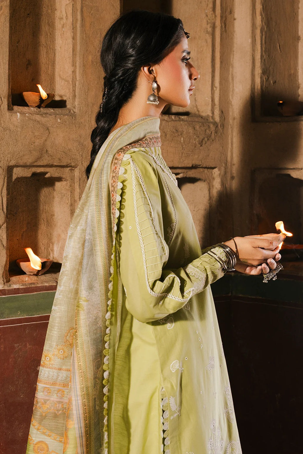 Embroidered Shirt Shalwar Dupatta - 0828