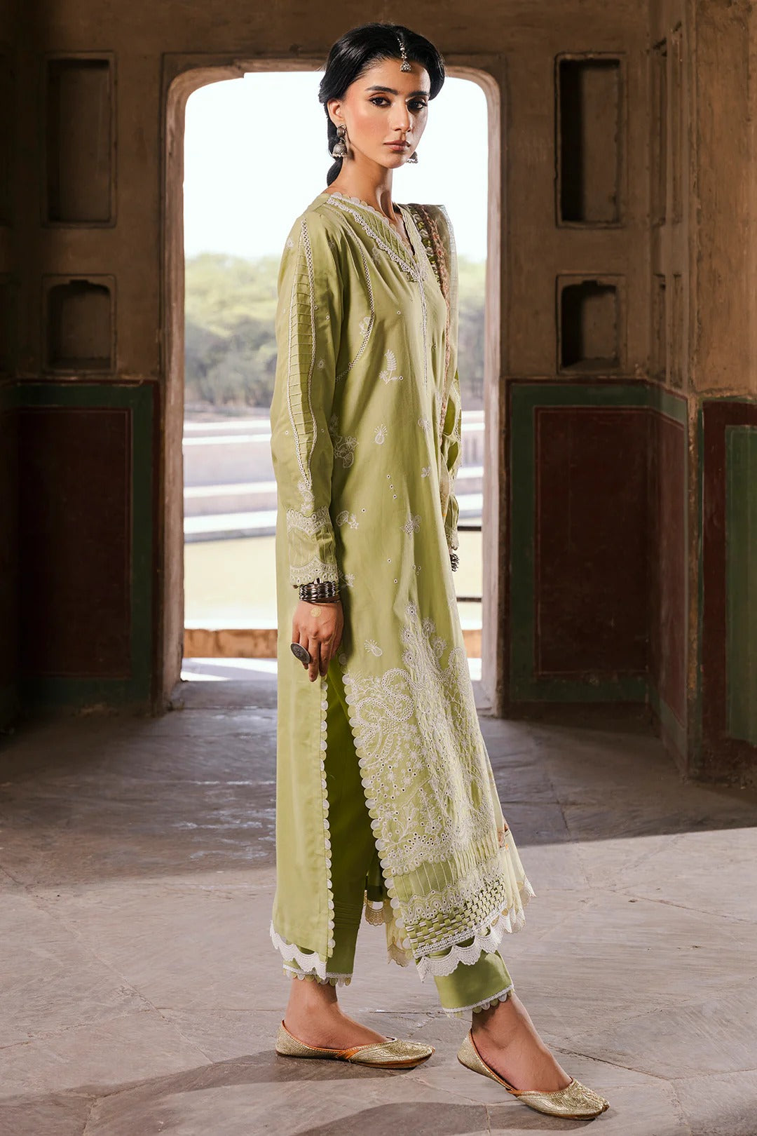 Embroidered Shirt Shalwar Dupatta - 0828
