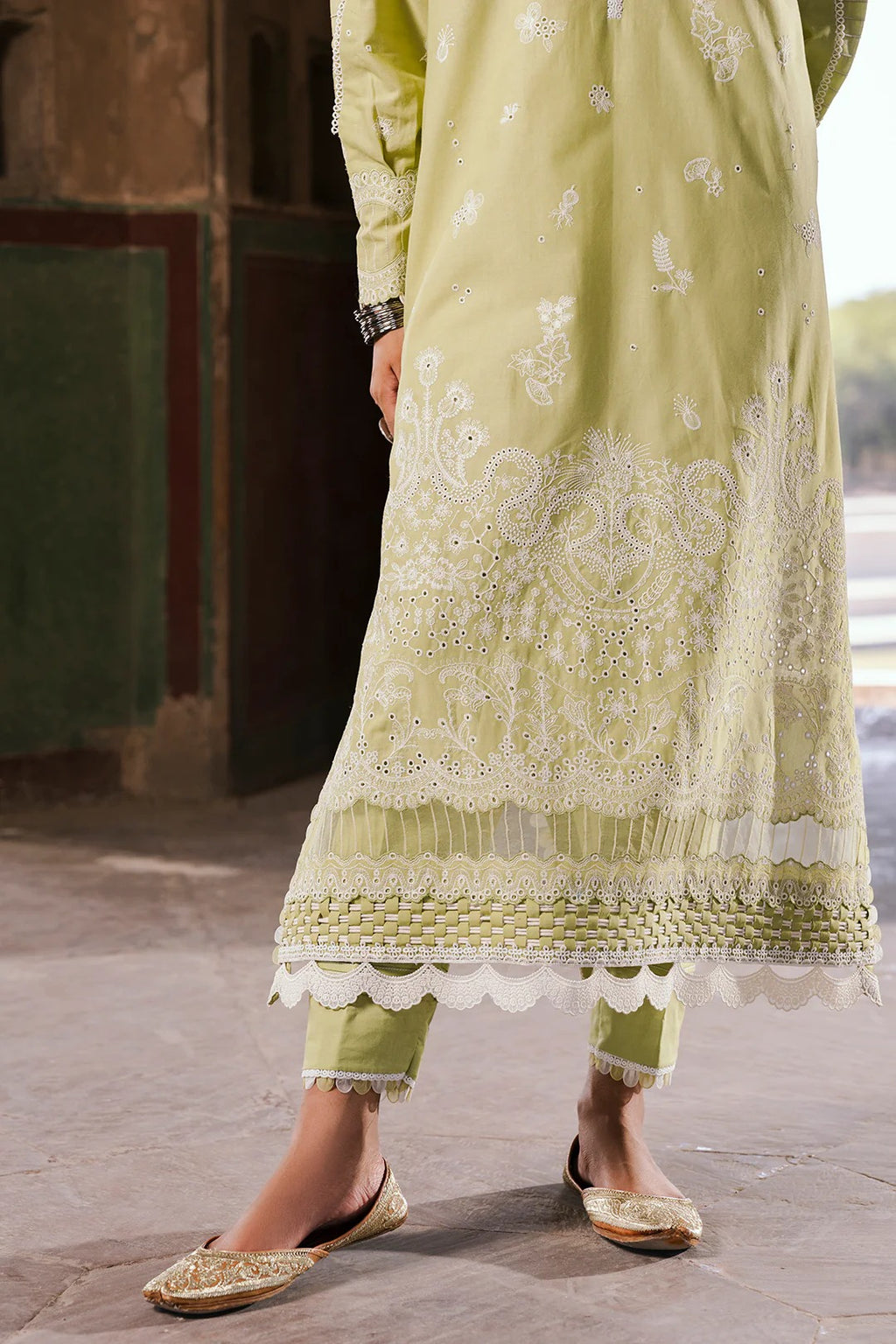 Embroidered Shirt Shalwar Dupatta - 0828