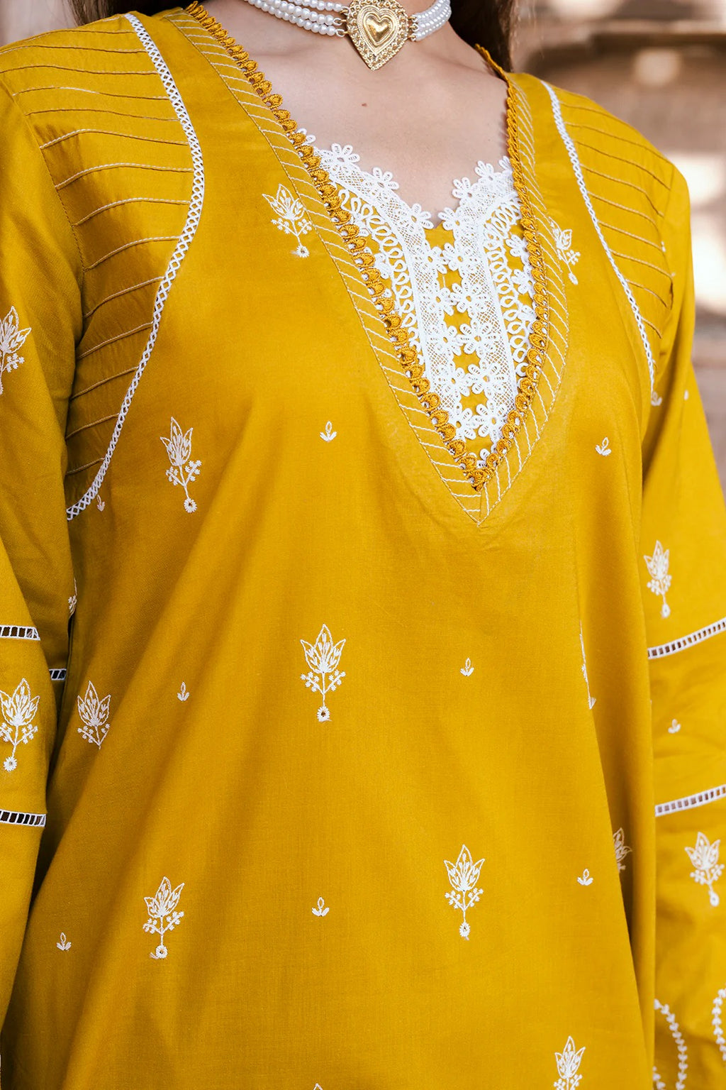 Embroidered Shirt Shalwar Dupatta - 0829